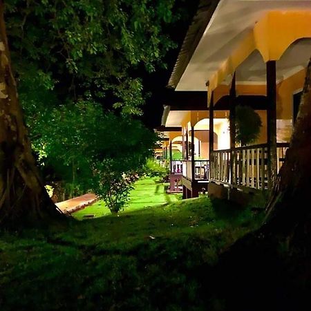Hill Garden Hotel Chaungtha Buitenkant foto