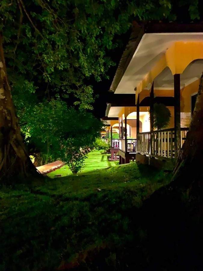 Hill Garden Hotel Chaungtha Buitenkant foto