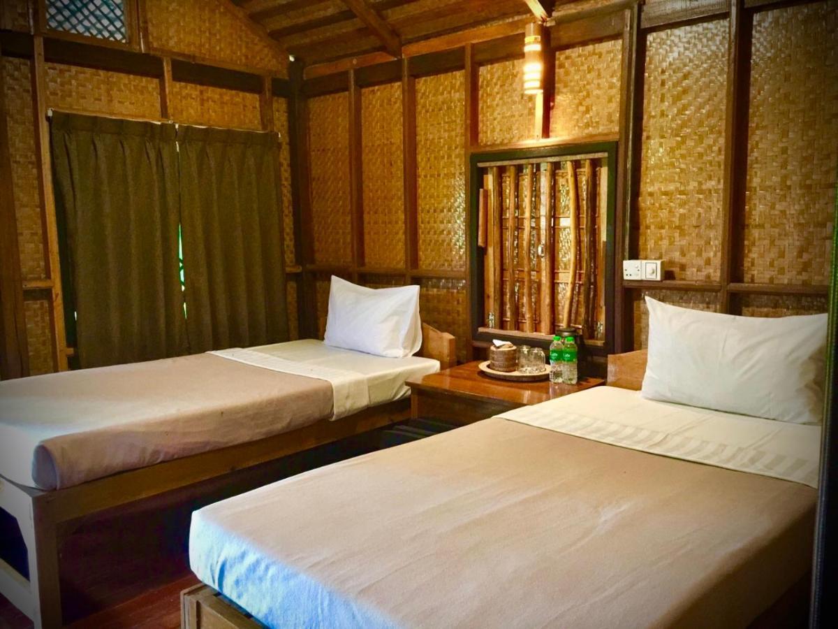 Hill Garden Hotel Chaungtha Buitenkant foto