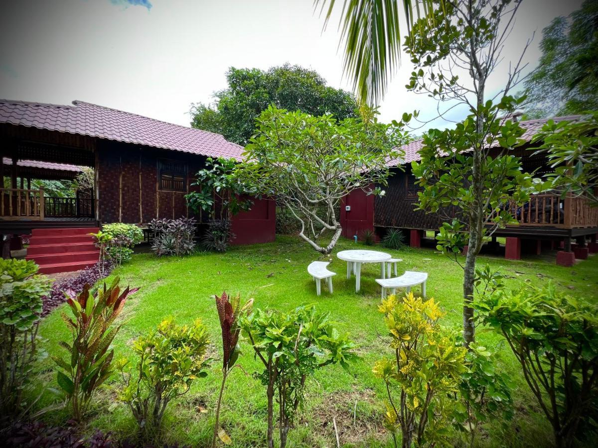 Hill Garden Hotel Chaungtha Buitenkant foto