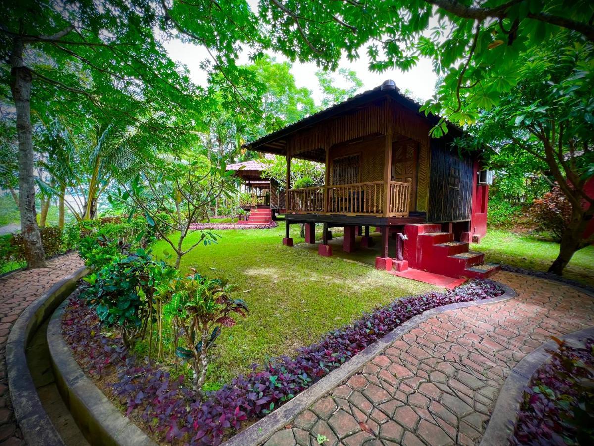 Hill Garden Hotel Chaungtha Buitenkant foto